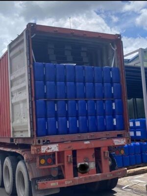 Dung-dich-hoa-chat-tay-cau-can-dan-giai-nhiet-va-duong-ong-2-2-3