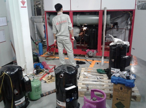 Sua-chua-may-lam-mat-nuoc0