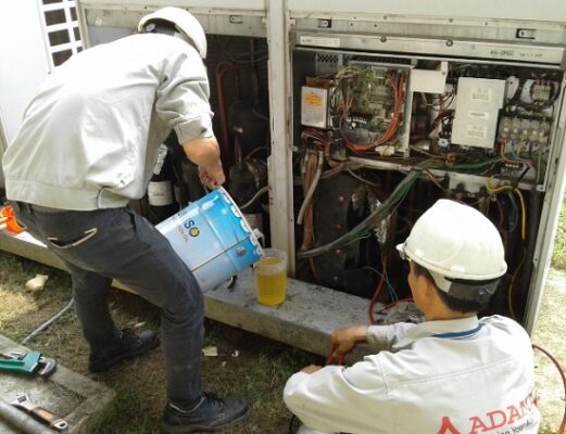 Thay-dau-may-nen-dieu-hoa