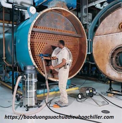 Cach_lam_sach_noi_hoi_tai_nha (4)